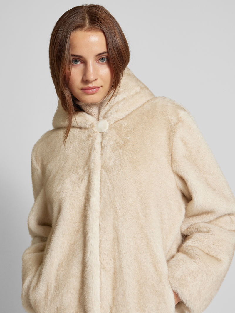 PETITE M. Jack met imitatiebont en labeldetail