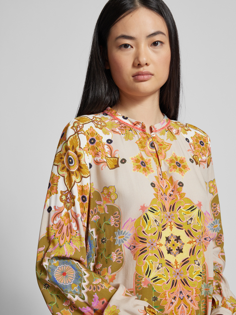 Emily Van den Bergh Regular fit blouse met druppelvormige hals