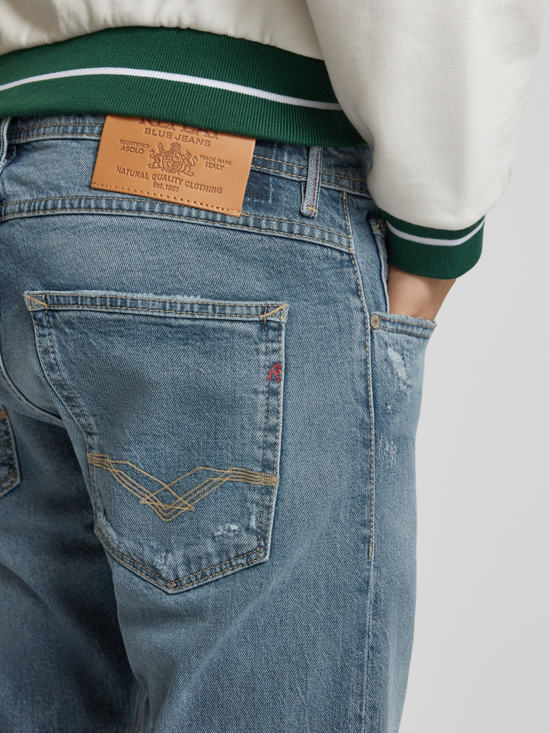 Replay Regular slim fit jeans in destroyed-look model 'WILLBI'
