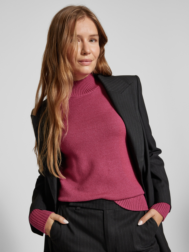 Christian Berg Woman Gebreide pullover met ribboorden model 'Aliv'