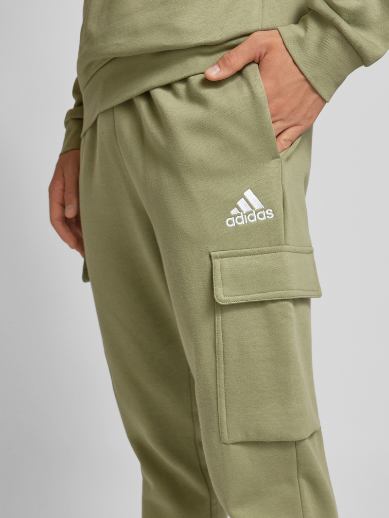 ADIDAS SPORTSWEAR Sweatpants met opgestikte zakken model 'FELCZY'