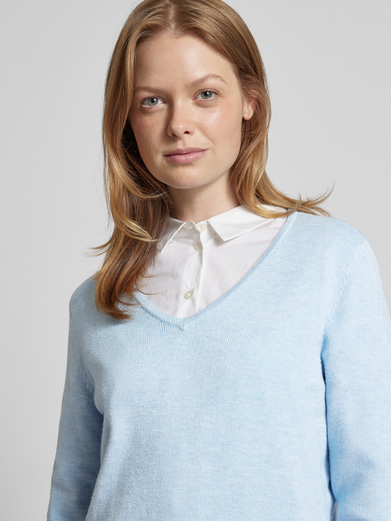 Christian Berg Woman Gebreide pullover met afgeronde V-hals