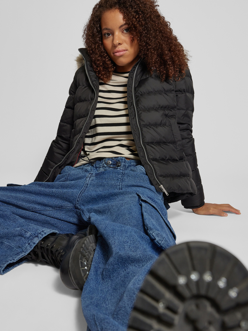 Tommy Jeans Gewatteerd jack met imitatiebont en ritssluiting