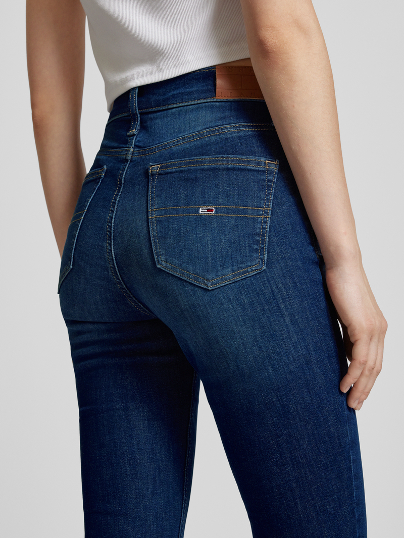 Tommy Jeans Skinny fit jeans met labelstitching model 'NORA'
