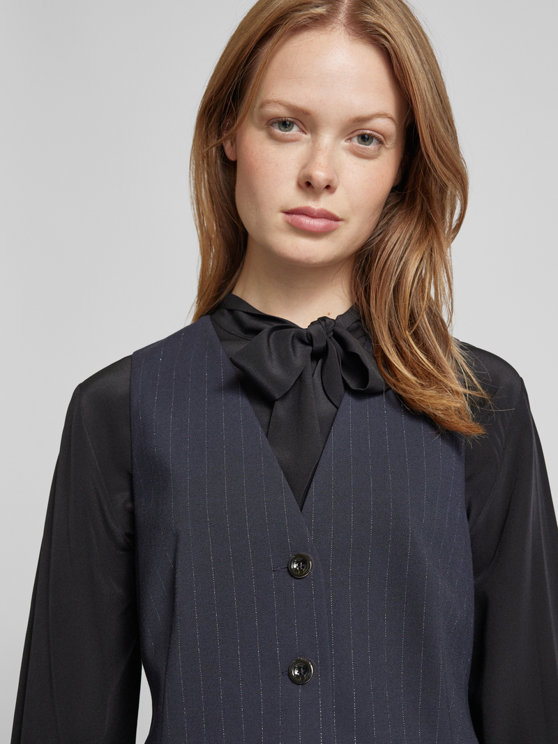 comma Gilet met knoopsluiting
