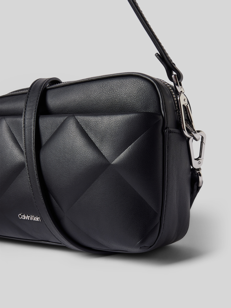 CK Calvin Klein Schoudertas met structuurmotief model 'DIAMOND QUILT'