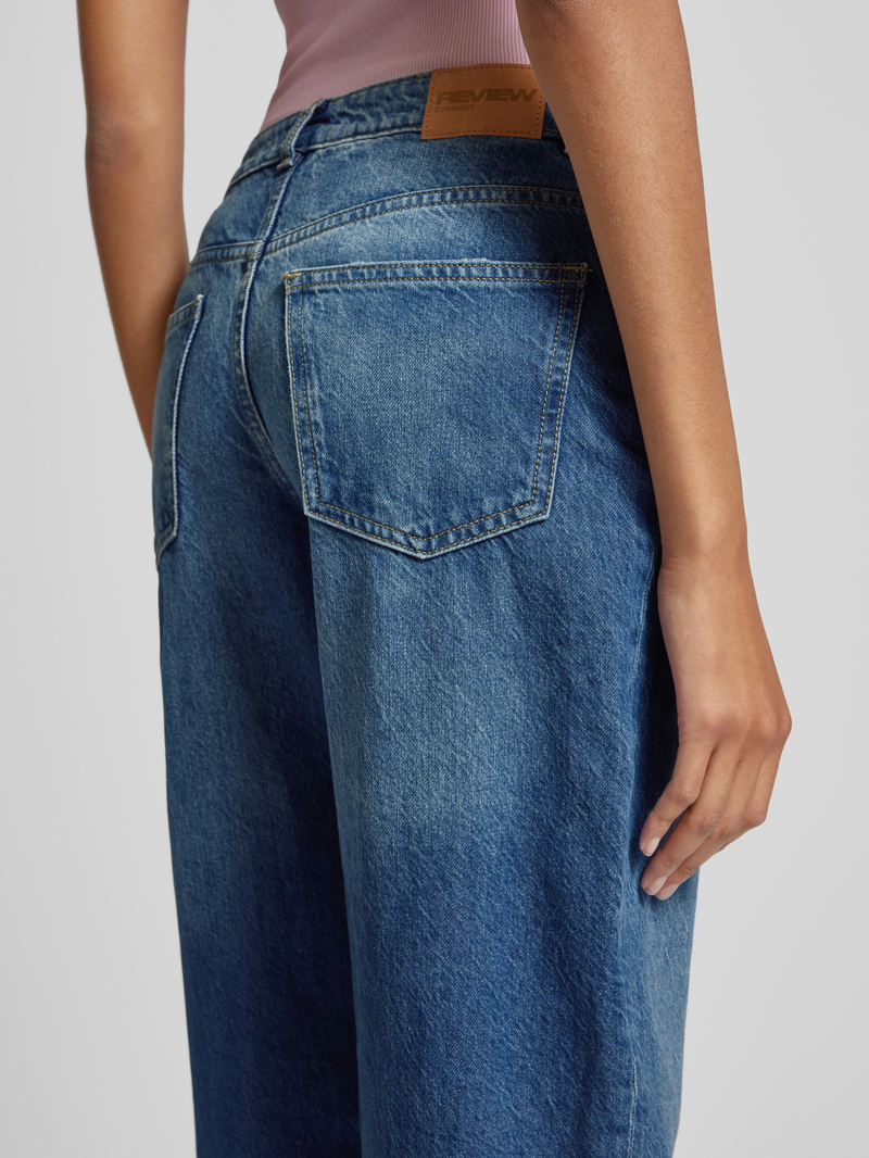 Review Essentials straight leg jeans