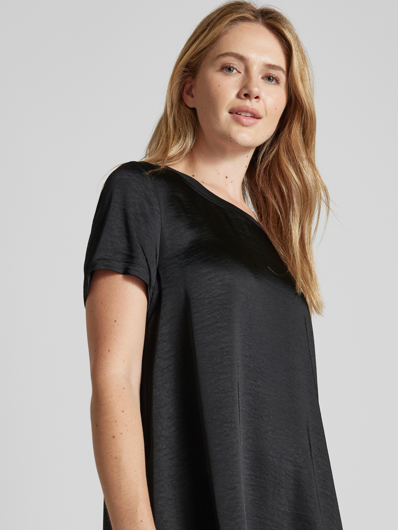 ROBE LÉGÈRE Knielange jurk met ronde hals