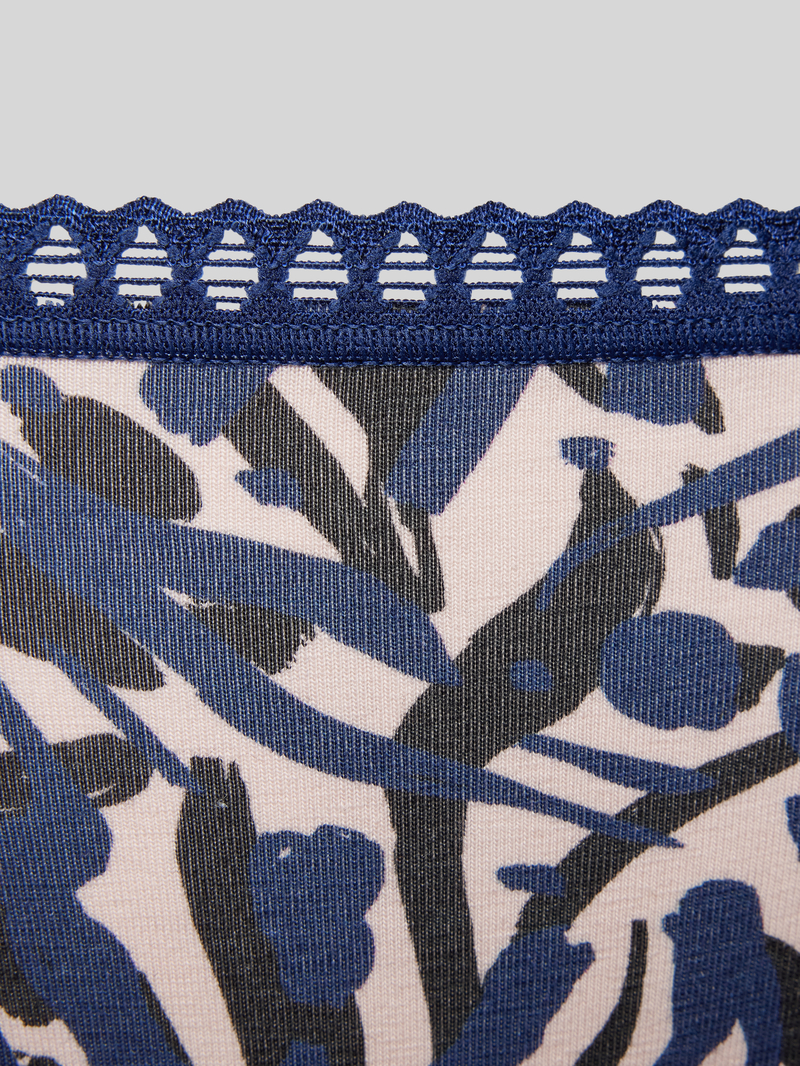 Sloggi String met kant model 'Crush'