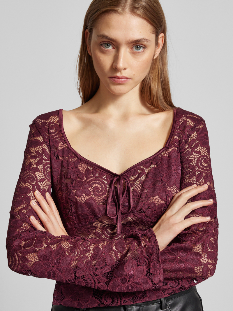 Pieces Regular fit kanten bovenstuk met lange mouwen model 'AMALIE'