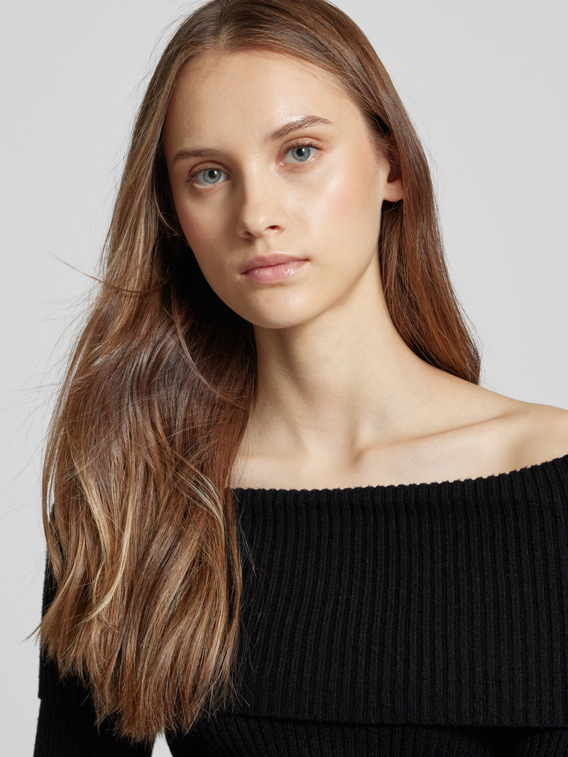 Only Slim fit gebreide pullover met off shoulder-mouwen model 'KATIA'