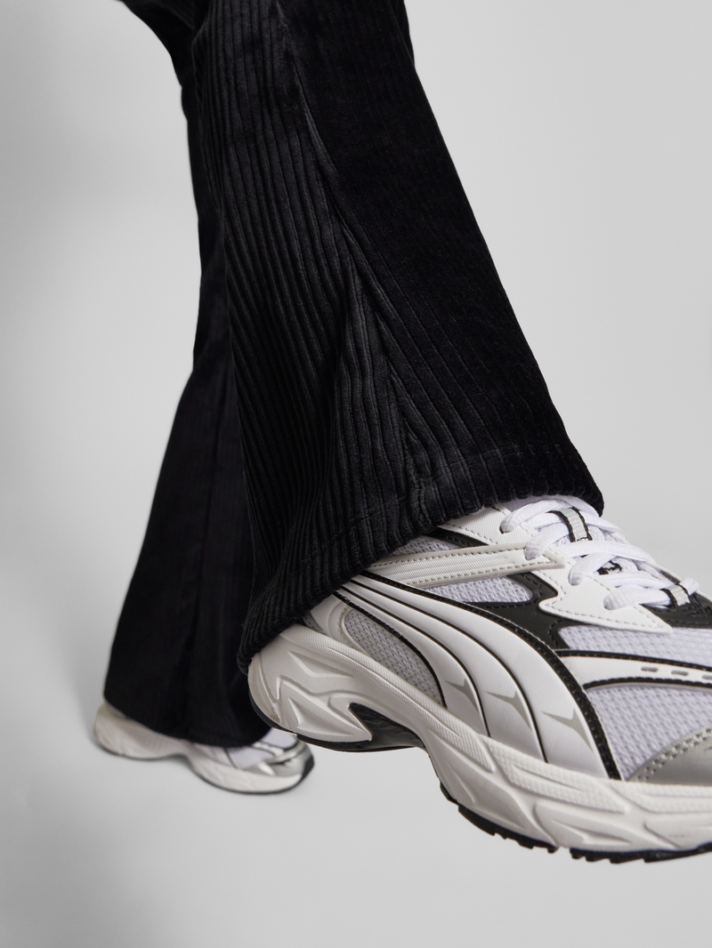 Only Flared leg broek met elastische band in ribcordlook model 'FENJA'