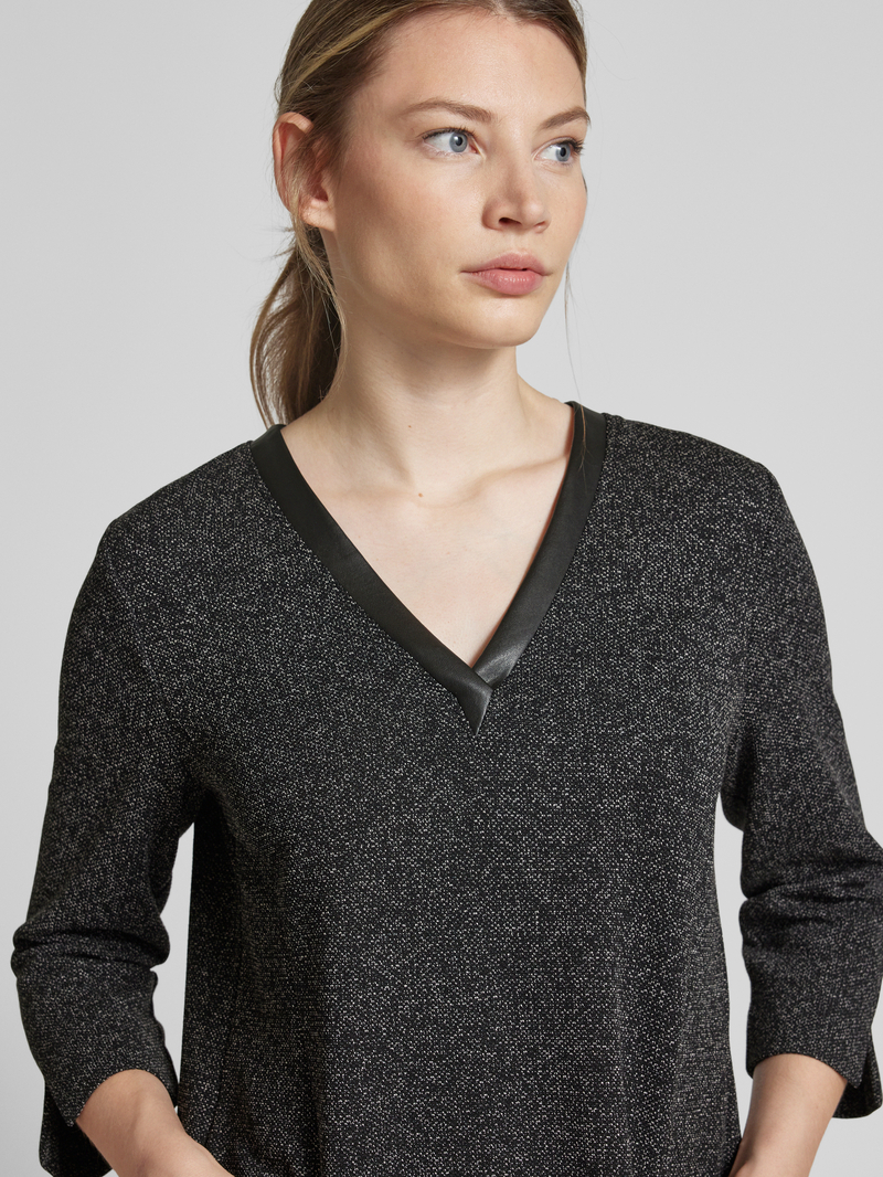 ROBE LÉGÈRE Knielange jurk met V-hals