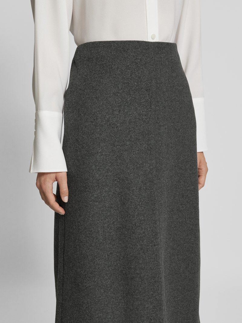 Christian Berg Woman Midirok met siernaad