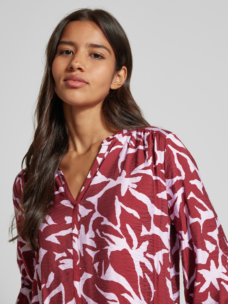 s.Oliver RED LABEL Regular fit viscose blouse met all-over print en kreukstructuur