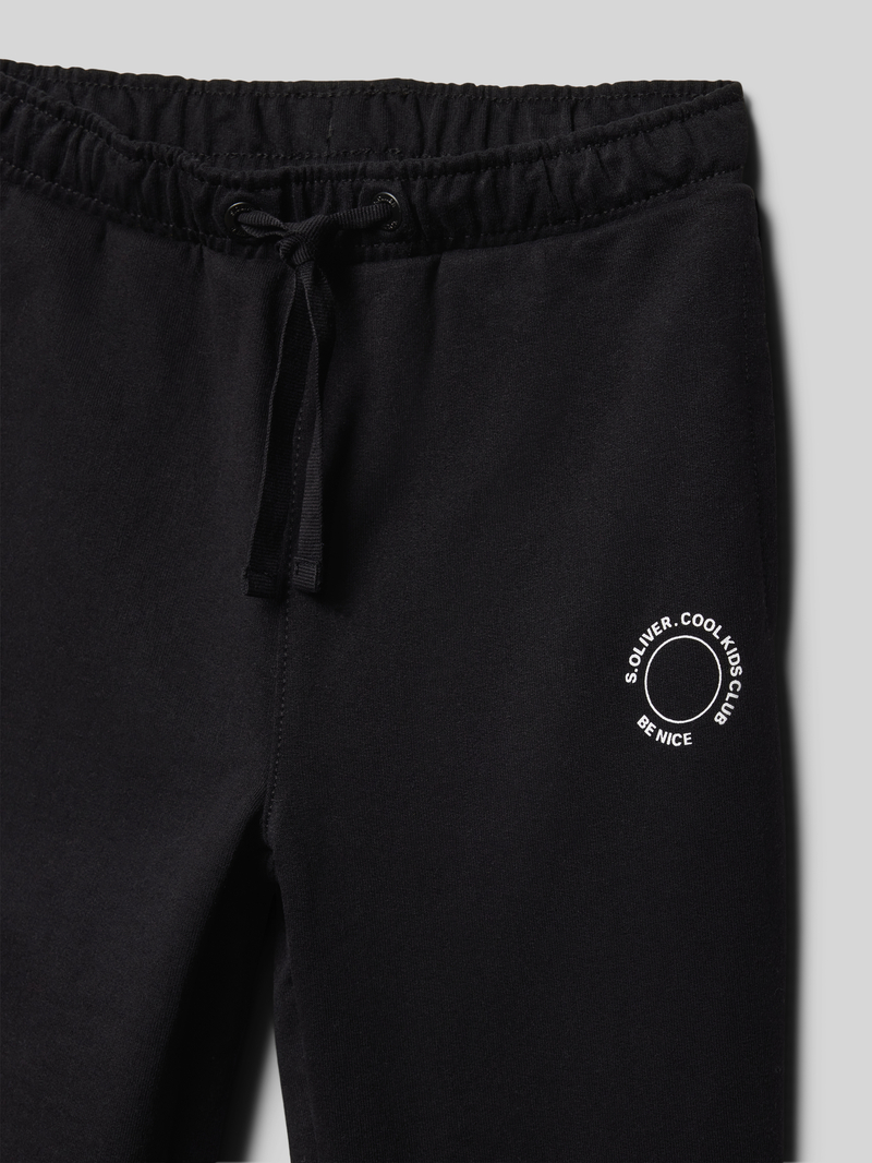 s.Oliver RED LABEL Joggingbroek van sweatstof met een klein printdetail