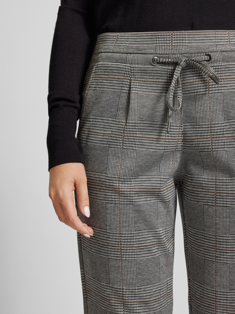 Christian Berg Woman Slim fit stoffen broek met tunnelkoord