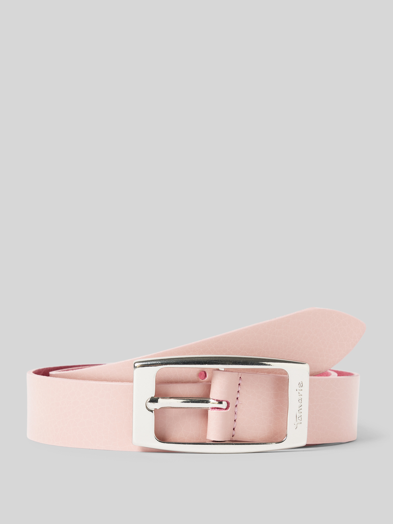 tamaris Riem met labeldetail