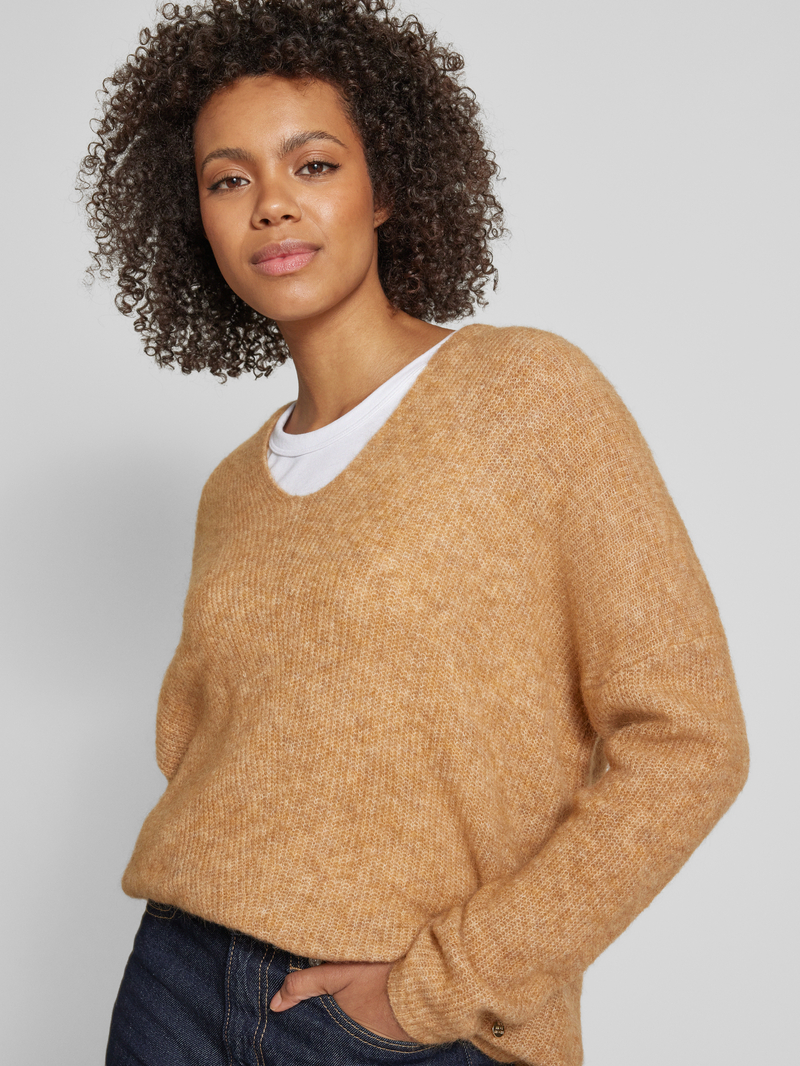 MOS MOSH Gebreide pullover met V-hals model 'THORA'