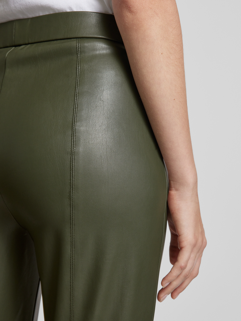 RAFFAELLO ROSSI Regular fit broek in leerlook in verkort model 'MACY'