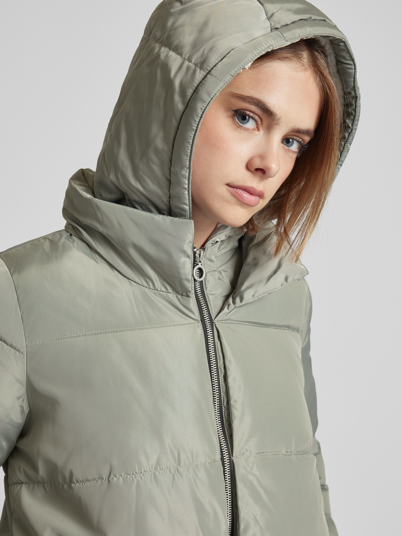 Only Comfort fit gewatteerde lange jas met gevoerde capuchon model 'KELLY NORA'