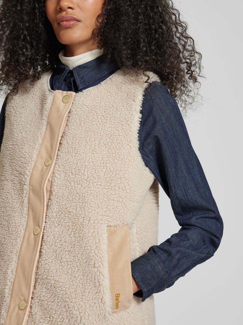 Barbour Gilet van teddybont met knoopsluiting model 'DULSIE LINER'