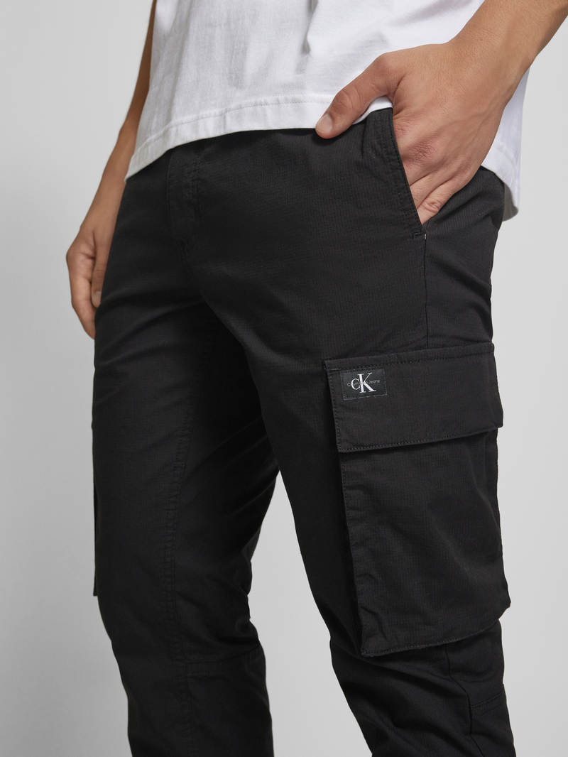Calvin Klein Jeans Skinny fit cargobroek met labelpatch