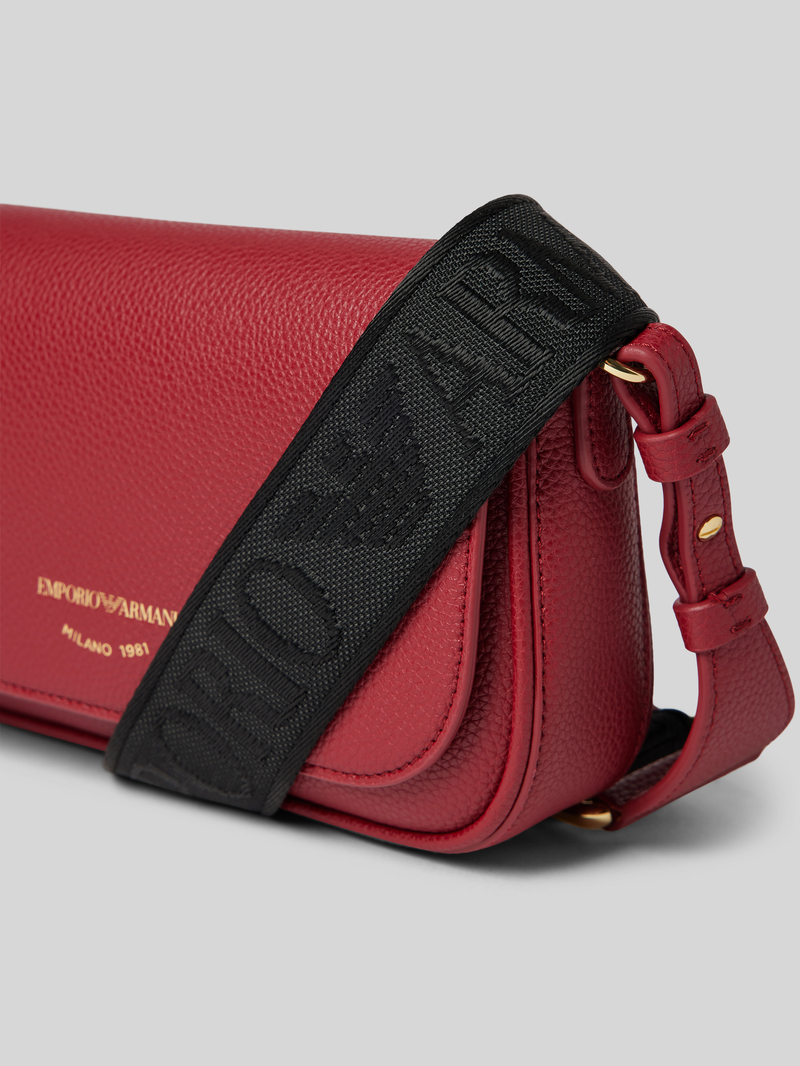Emporio Armani Schoudertas met labelprint model 'LILLY'