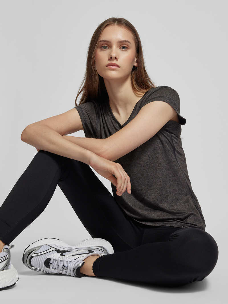 Puma T-shirt met logoprint model 'TRAIN FAV HEATHER CAT'