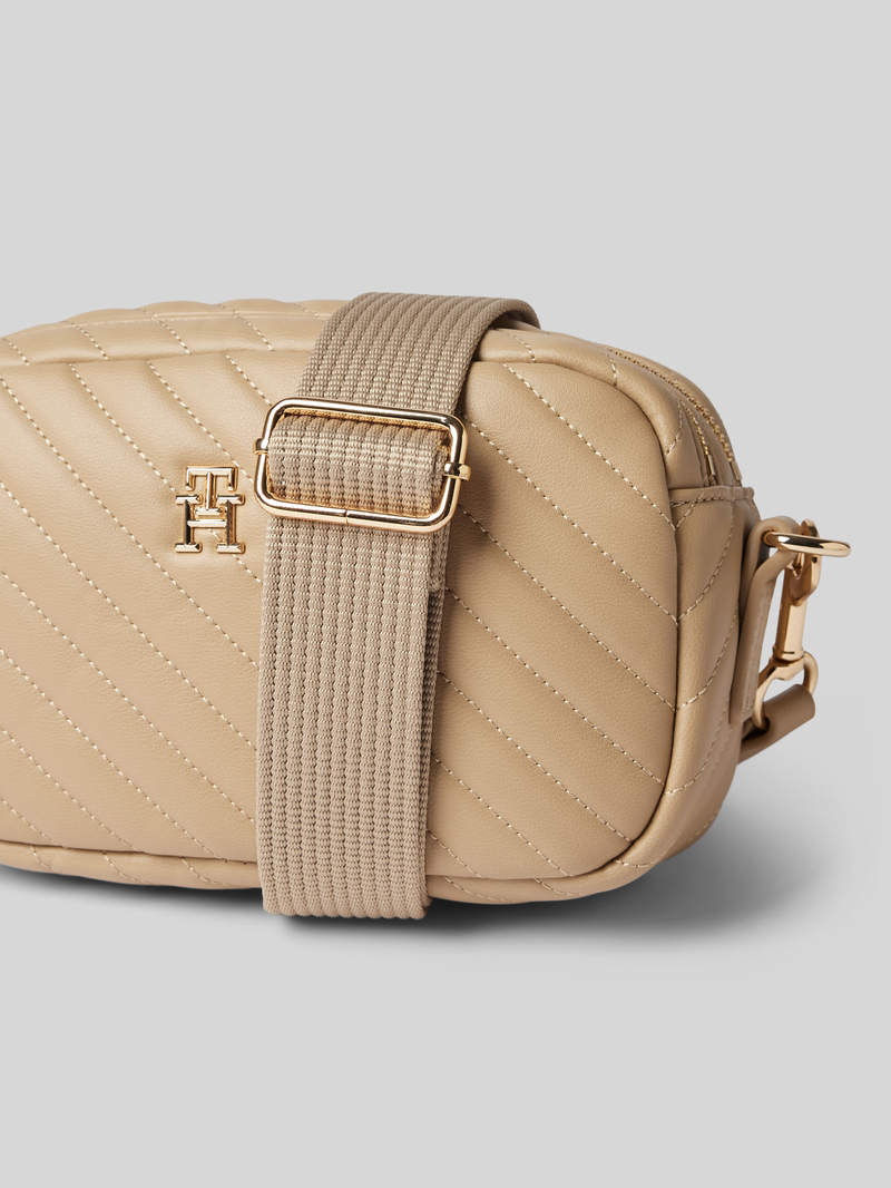 Tommy Hilfiger Schoudertas met structuurmotief model 'POPPY REFORM'