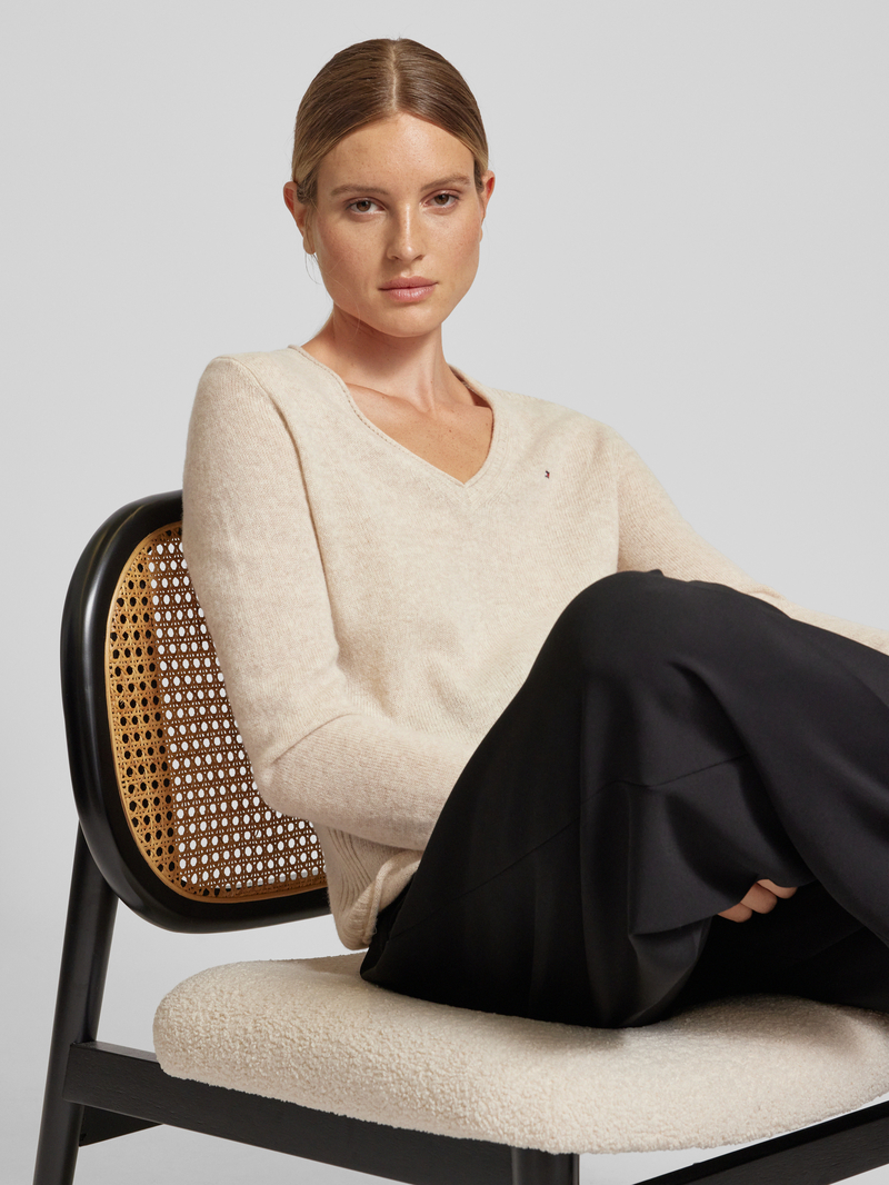 Tommy Hilfiger Pullover met afgeronde V-hals model 'SOFT WOOL'