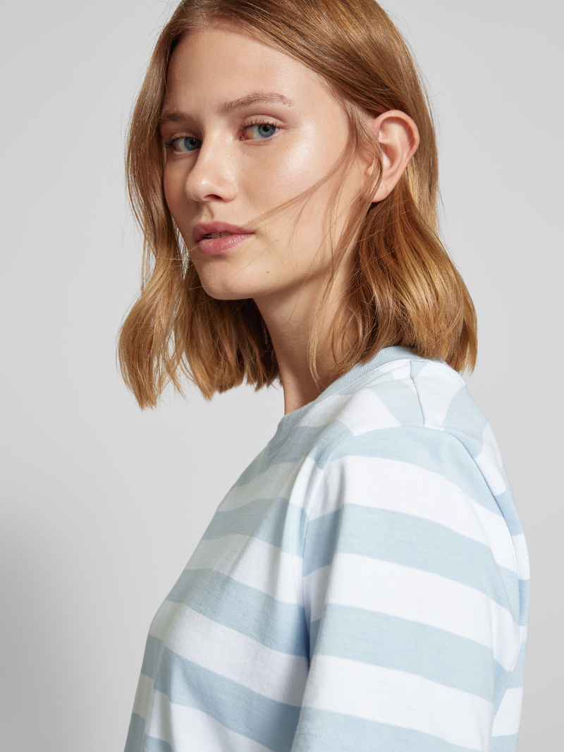 Selected Femme T-shirt met ronde hals model 'ESSENTIAL'
