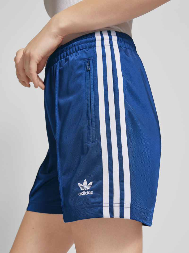 adidas Originals Regular fit korte broek met labelstitching model 'FIREBIRD'
