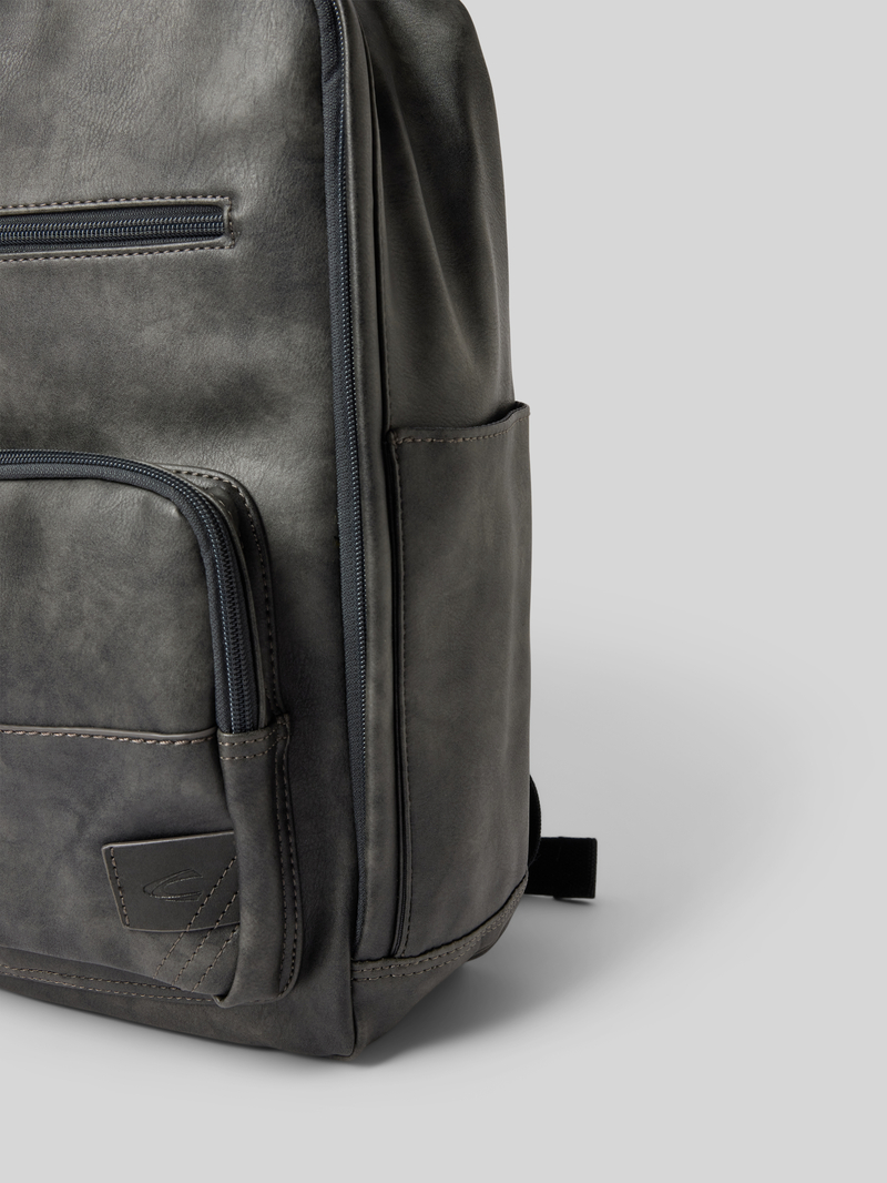 camel active Rugzak met labelpatch model 'LAOS'