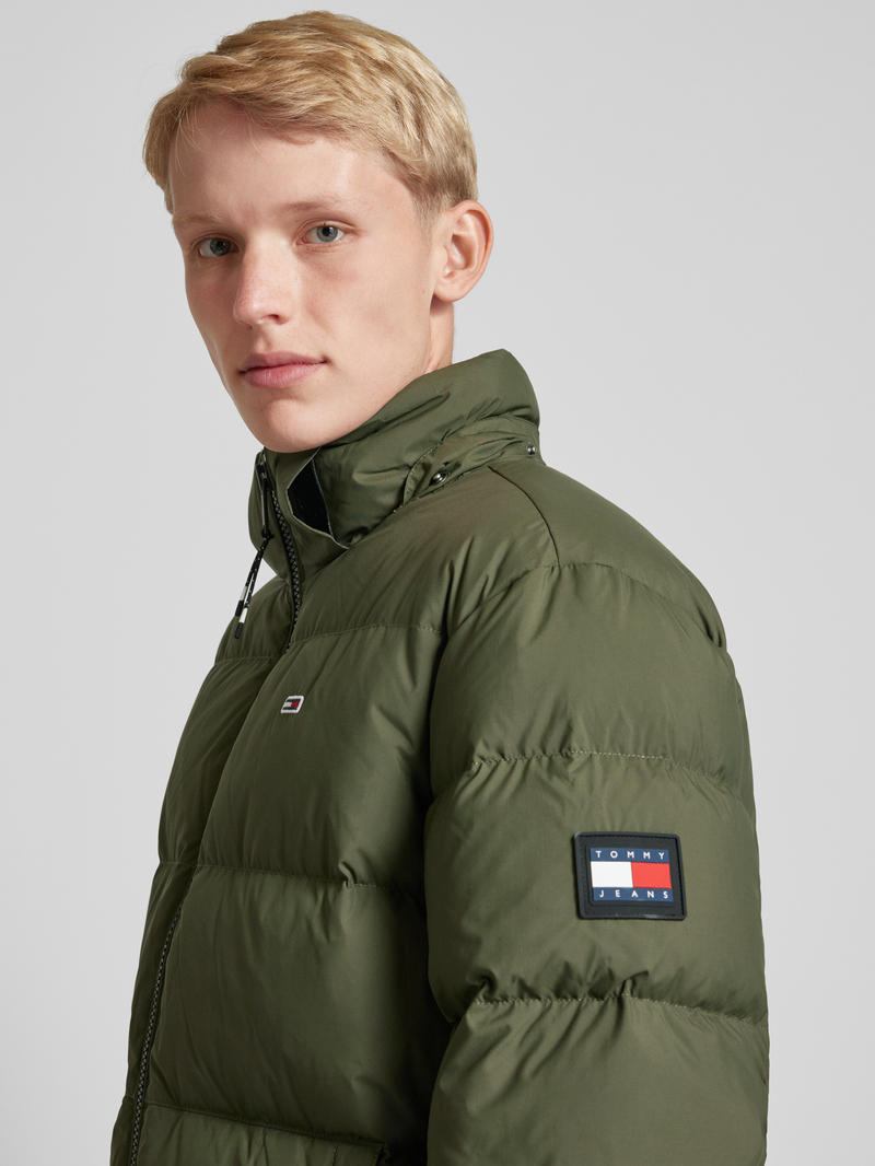 Tommy Jeans Regular fit donsjack met veren