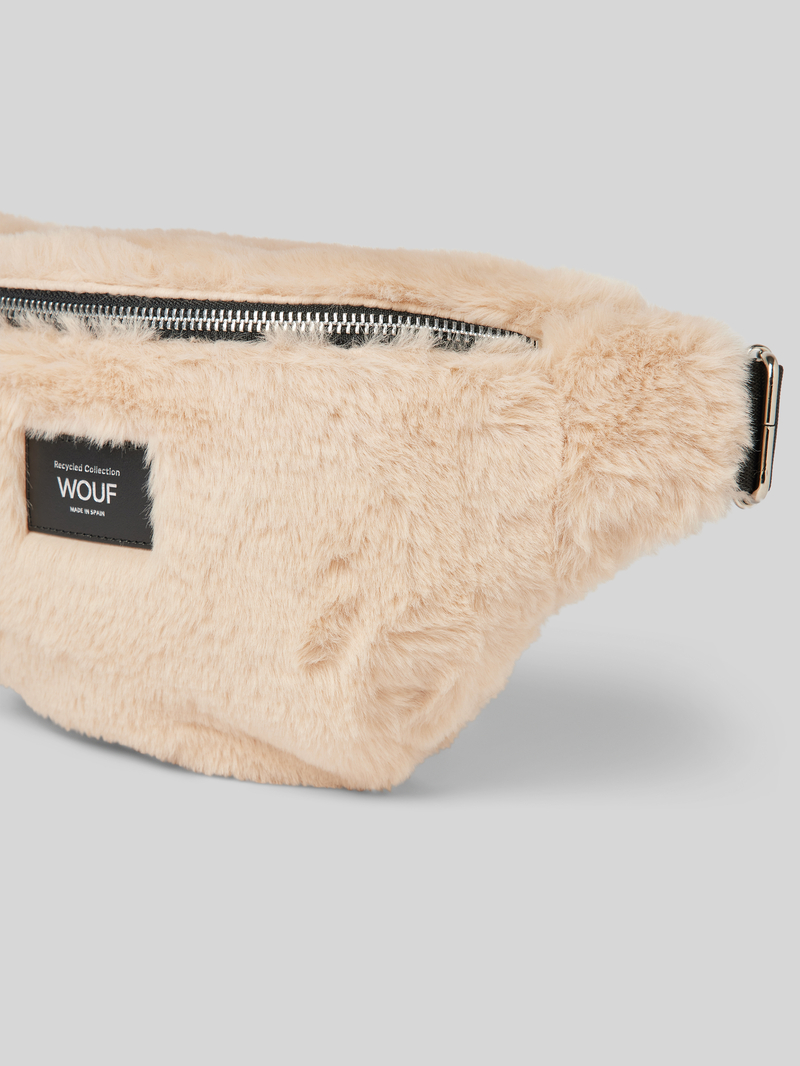 WOUF Heuptasje met labelpatch model 'Nevada'