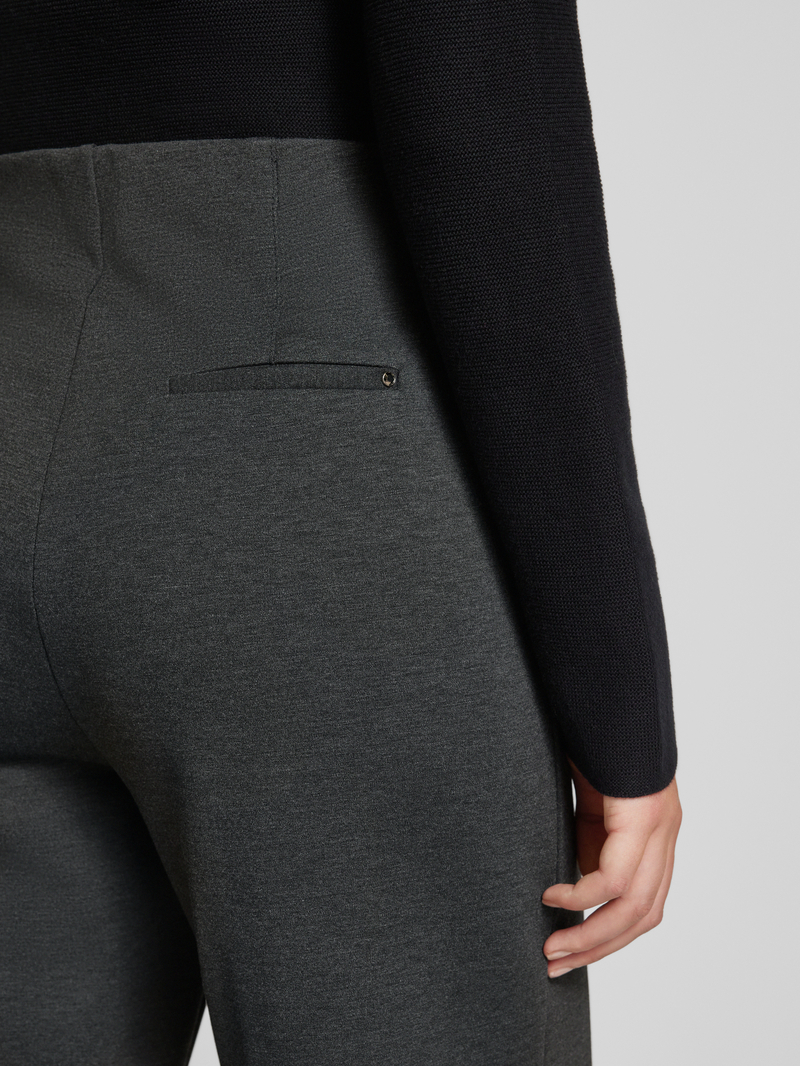 Raphaela By Brax Super slim fit stoffen broek met persplooien model 'LILLYTH'