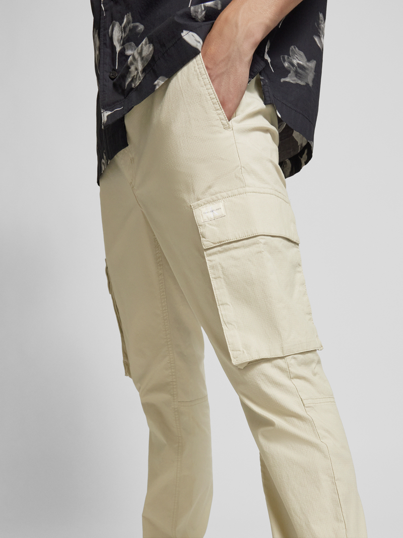 Calvin Klein Jeans Skinny fit cargobroek met labelpatch