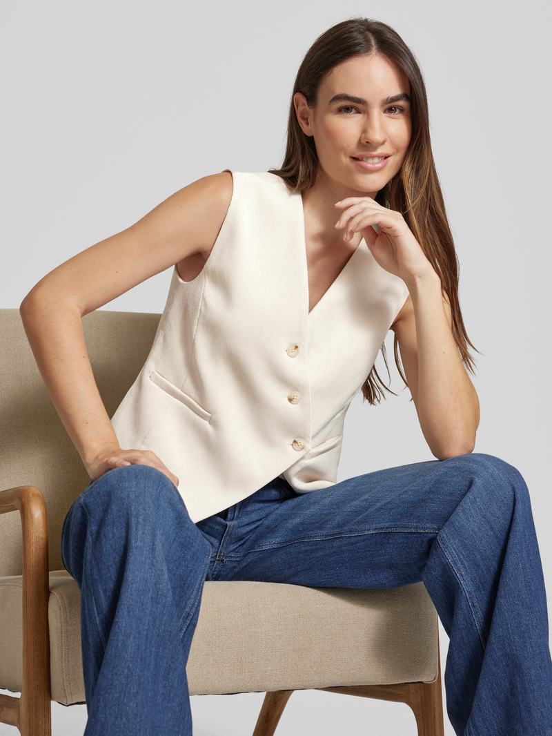 Opus Gilet met asymmetrische knoopsluiting model 'Wantia'
