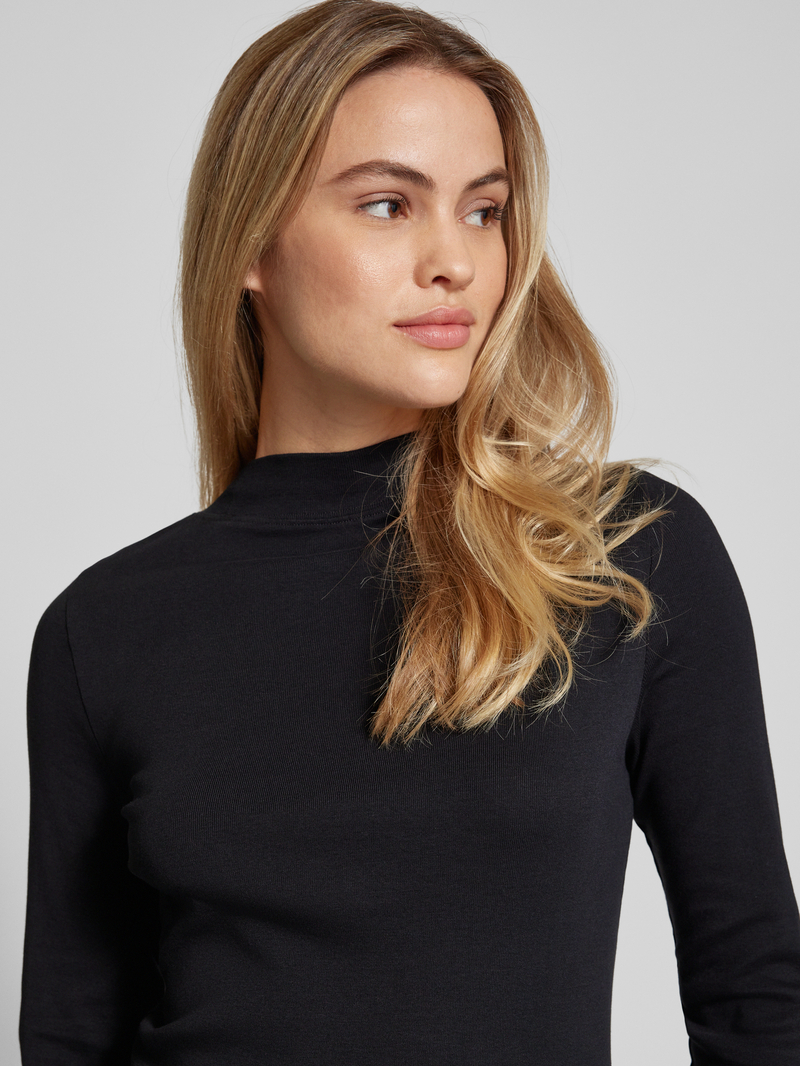 Christian Berg Woman Shirt met lange mouwen en col