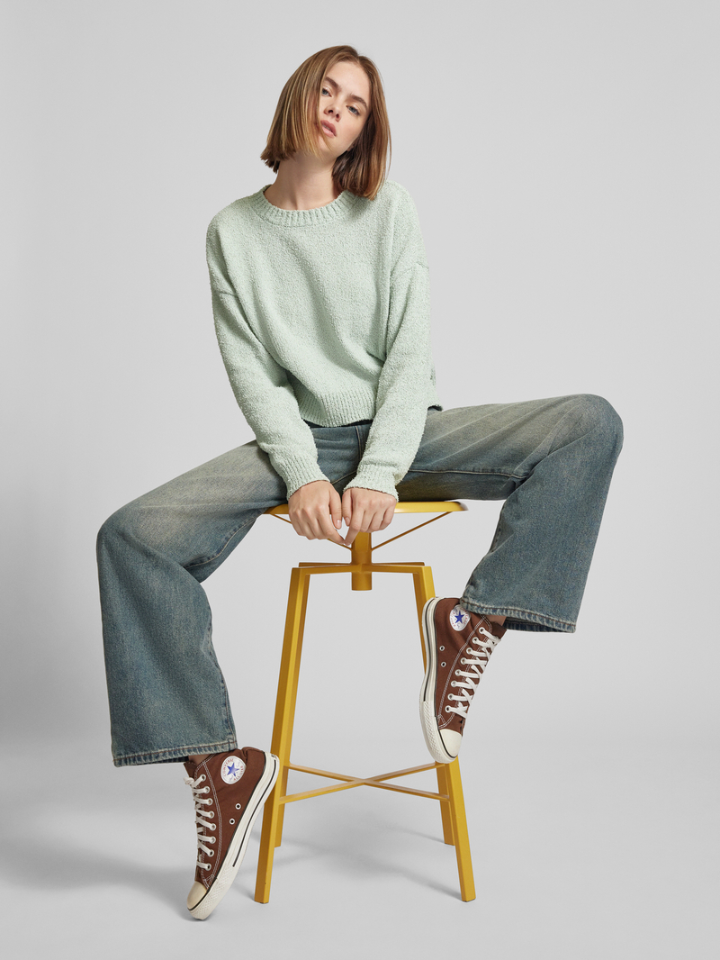 Only Pullover met extra brede schouders model 'TERESA'