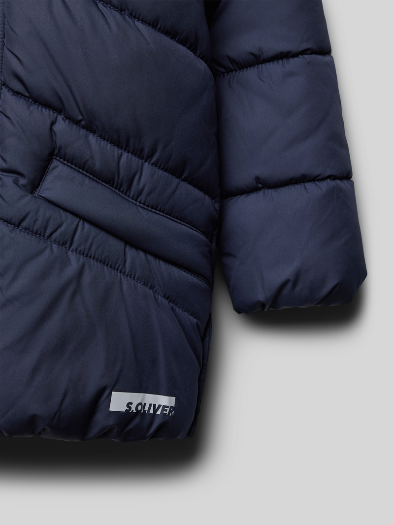 s.Oliver RED LABEL Loose fit gewatteerde lange jas met fleecevoering en vaste capuchon