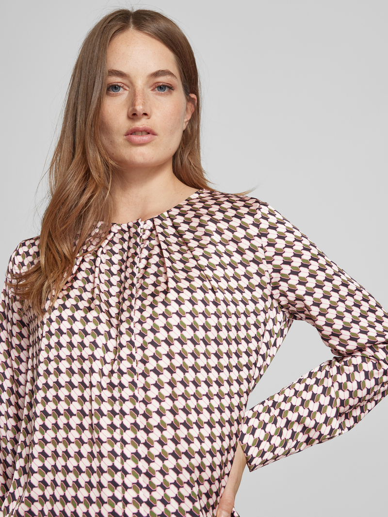 Christian Berg Woman Selection Regular fit blouse van satijn met blinde knoopsluiting