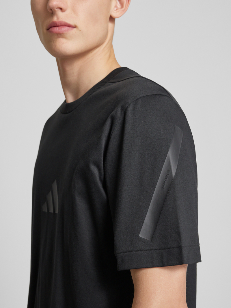 ADIDAS SPORTSWEAR T-shirt met labelprint