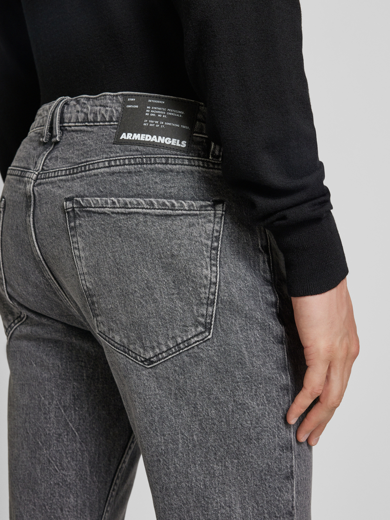 ARMEDANGELS Tapered fit jeans in 5-pocketmodel model 'DYLAANO'