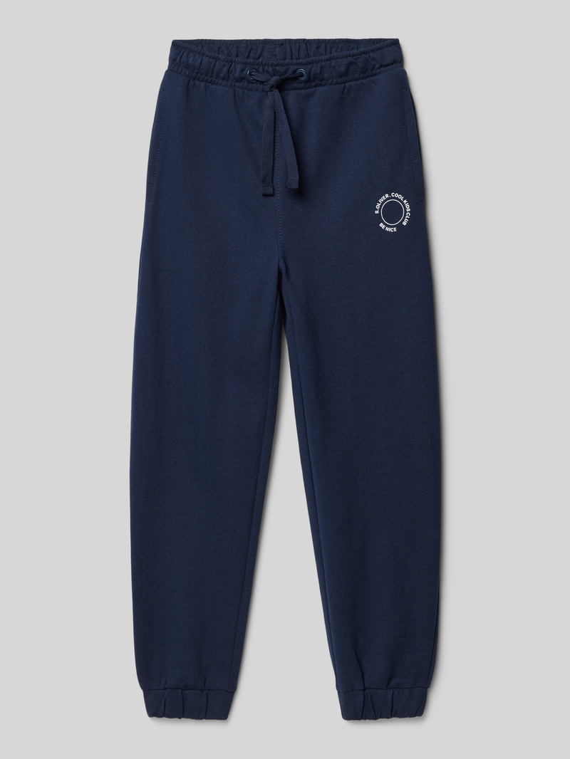 s.Oliver RED LABEL Joggingbroek van sweatstof met een klein printdetail