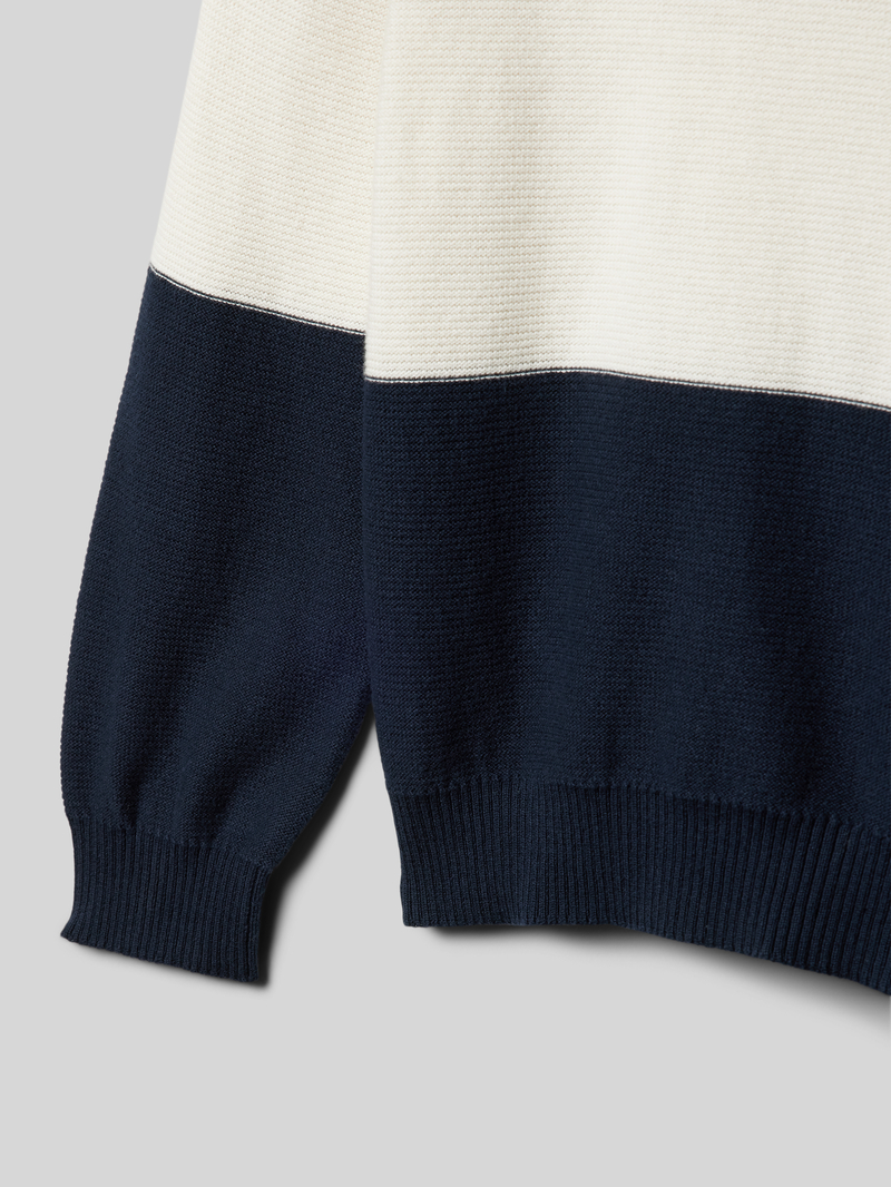name it Gebreide pullover met ronde hals model 'VOHAN'