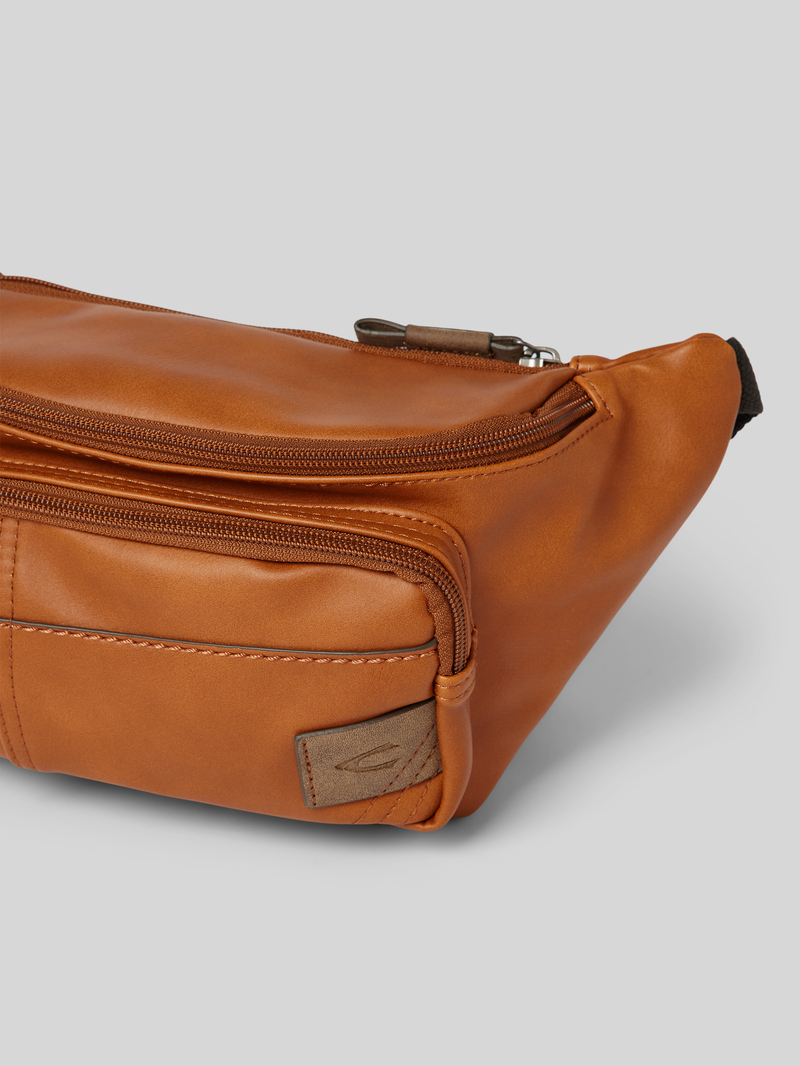 camel active Heuptasje met labelpatch model 'LAOS'