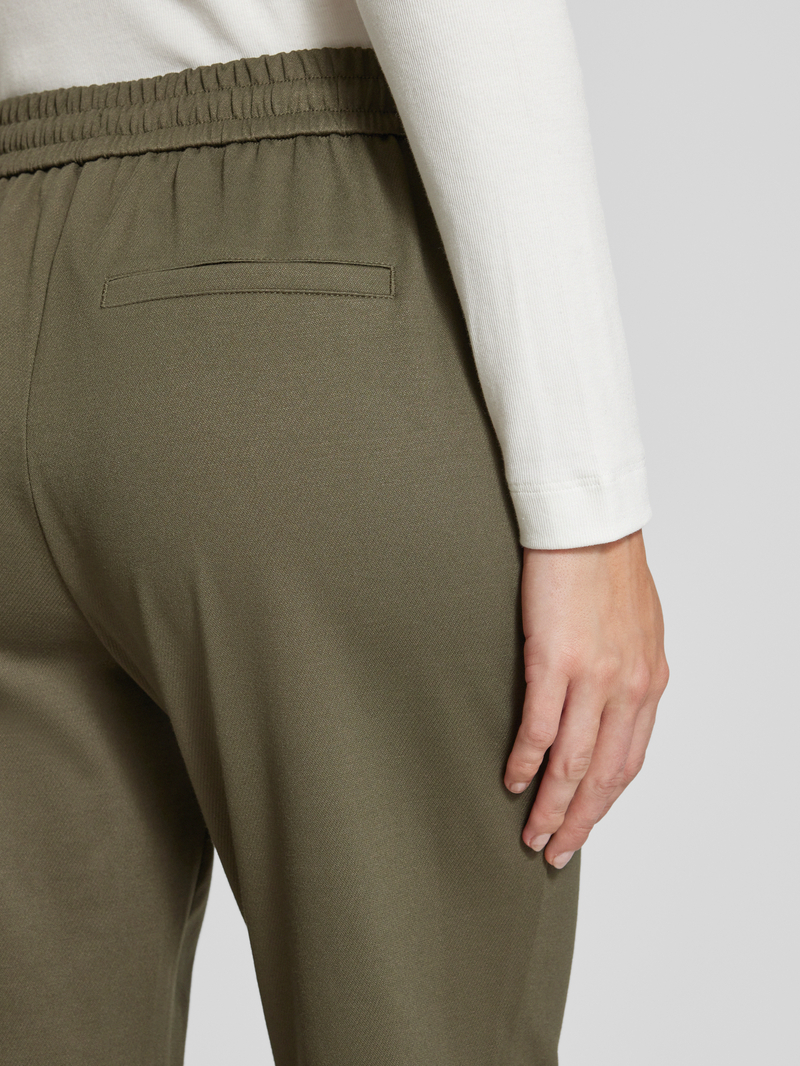 s.Oliver RED LABEL Relaxed fit joggingbroek in twill-look met vaste persplooien