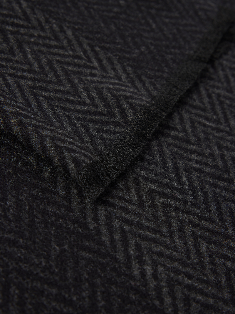 Christian Berg Men Sjaal van viscose met franjes